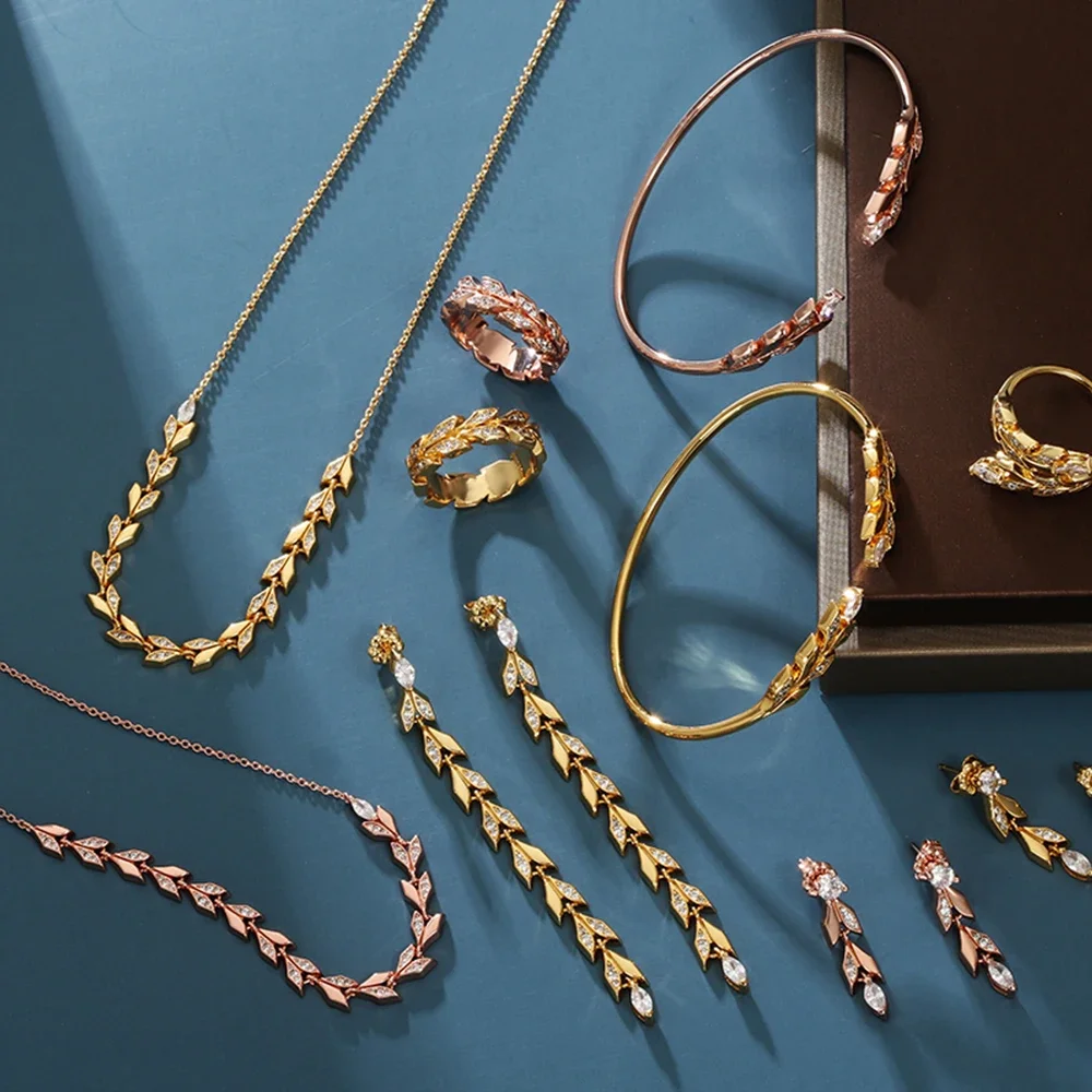 Новые модные серьги-гвоздики из стерлингового серебра 925 пробы с кленовым листом, роскошные женские серьги-гвоздики серии Victoria
Новые модные серьги-гвоздики из стерлингового серебра 925 пробы с кленовым листом, роскошные женские серьги-гвоздики серии Victoria