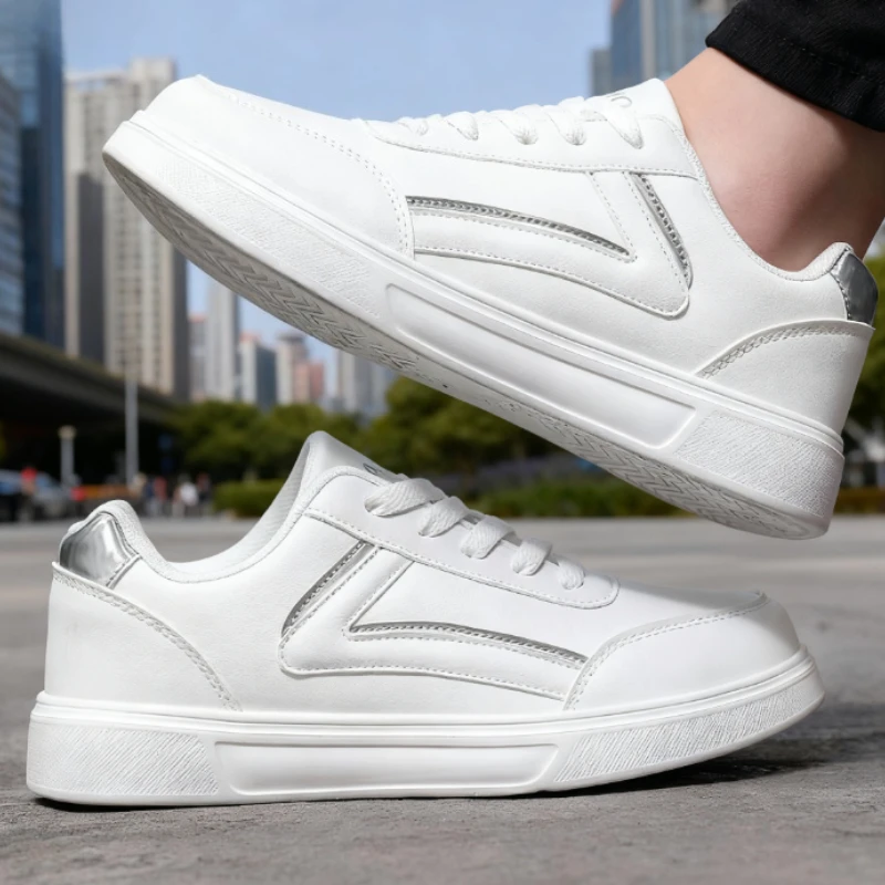 Женские минималистичные кроссовки в корейском стиле на шнуровке, противоскользящая обувь на плоской подошве, модная повседневная удобная прогулочная обувь для покупок
Женские минималистичные кроссовки в корейском стиле на шнуровке, противоскользящая обувь на плоской подошве, модная повседневная удобная прогулочная обувь для покупок