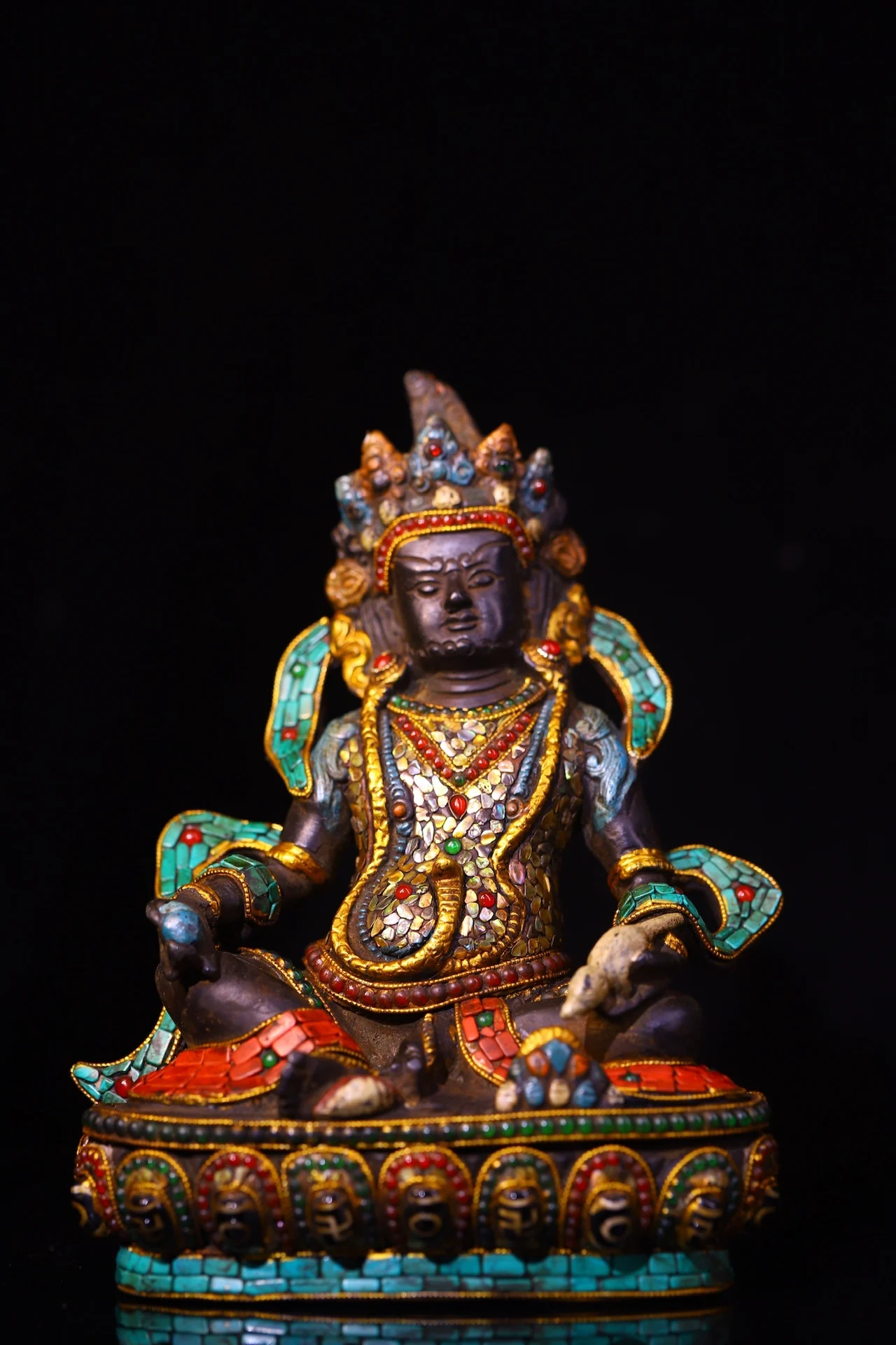 9"Tibetan Temple Collection Old Purple Bronze Mosaic Gem gZi Beads Shell Yellow Jambhala Sitting Buddha Amitabha Worship Hall
9"Tibetan Temple Collection Old Purple Bronze Mosaic Gem gZi Beads Shell Yellow Jambhala Sitting Buddha Amitabha Worship Hall