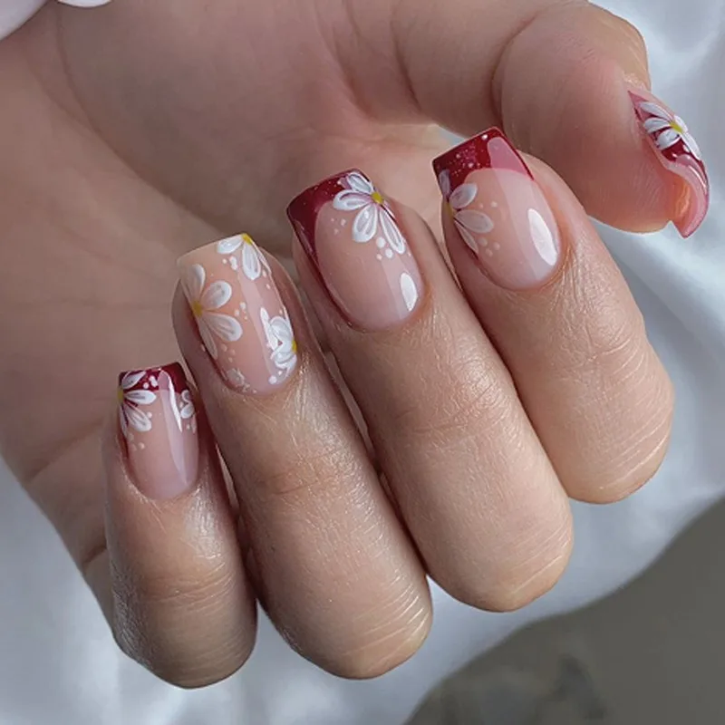 24Pcs/set Short Square False Nails with Flower Design Simple&Elegant Reusable Red Press-On Nails with French Tips for Women Wear
24Pcs/set Short Square False Nails with Flower Design Simple&Elegant Reusable Red Press-On Nails with French Tips for Women Wear
