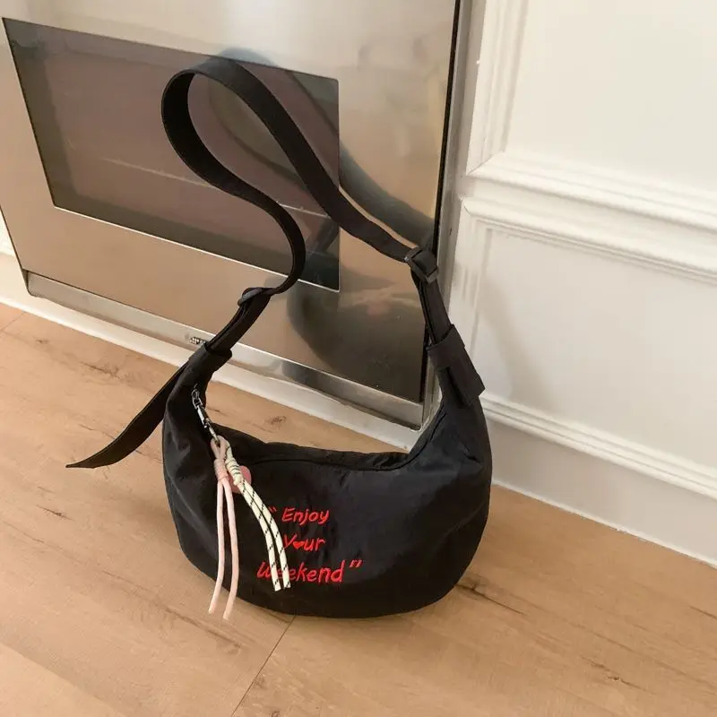 New arrival bag for women 2025 summer fashion popular dumpling bag embroidered women's bag casual shoulder crossbody bag
New arrival bag for women 2025 summer fashion popular dumpling bag embroidered women's bag casual shoulder crossbody bag
