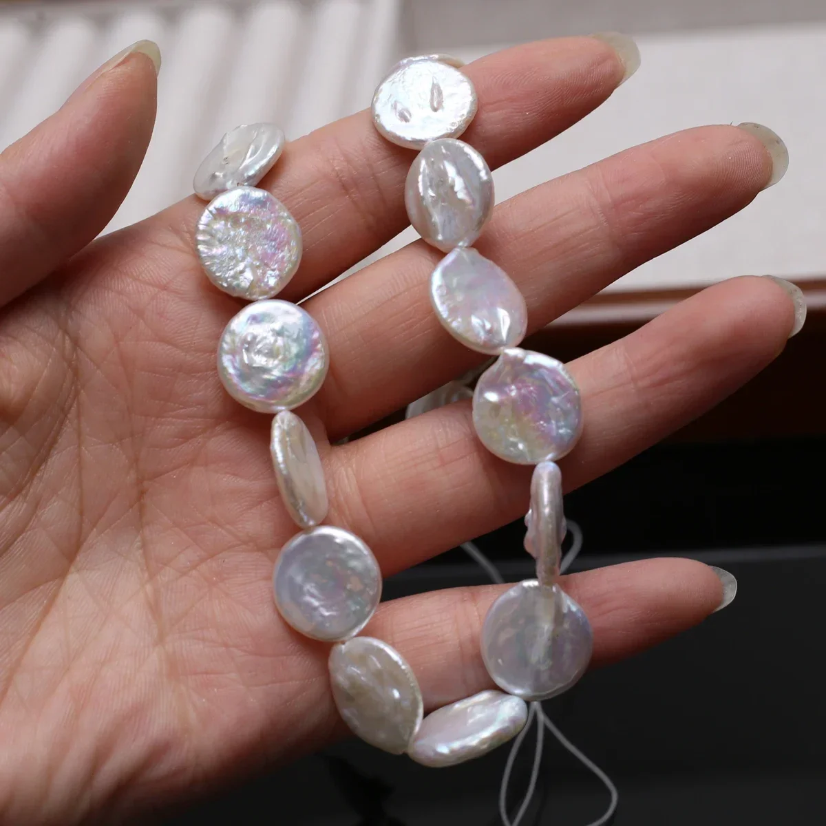 15x16mm 4A Natural Freshwater White Round Buttons Baroque Pearl Bead Jewelry Make Gift DIY Necklace Bracelet Accessories Wedding
15x16mm 4A Natural Freshwater White Round Buttons Baroque Pearl Bead Jewelry Make Gift DIY Necklace Bracelet Accessories Wedding