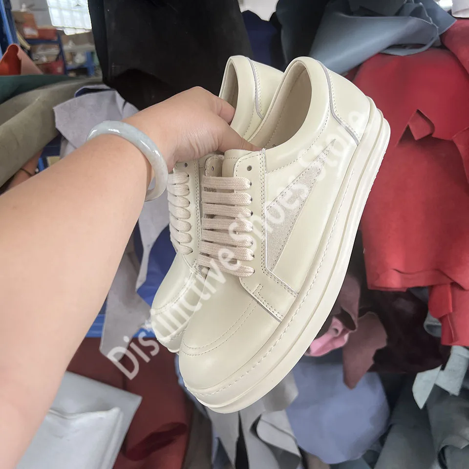 R-o Brand Men's Leather Low Top Casual Shoes Sneakers Women Luxury Shoes Classic Men Lace Up White Shoes Retro Flat Sneakers
R-o Brand Men's Leather Low Top Casual Shoes Sneakers Women Luxury Shoes Classic Men Lace Up White Shoes Retro Flat Sneakers