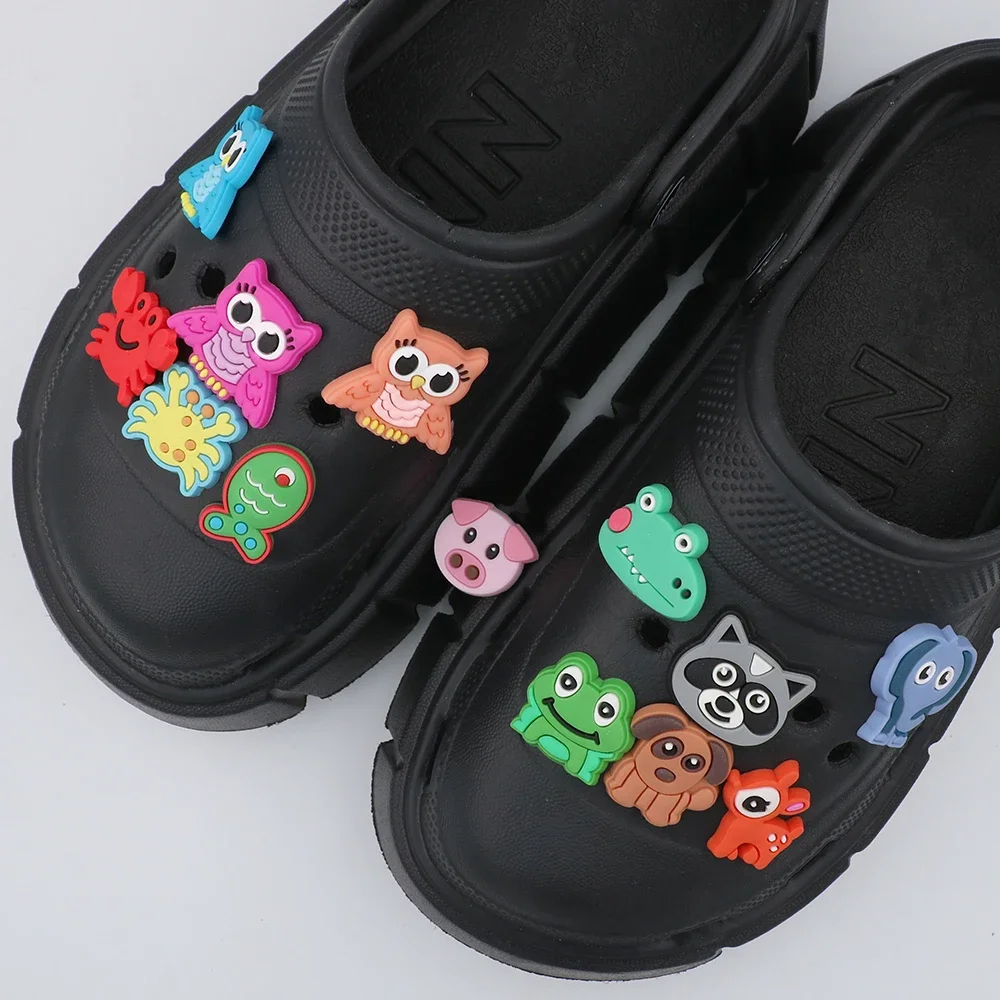 Shoe Decoration Buckles Cartoon Cute Small Animal Shoe Accessories Charms Dog Pig Fish Ornament Children New Year Gift
Shoe Decoration Buckles Cartoon Cute Small Animal Shoe Accessories Charms Dog Pig Fish Ornament Children New Year Gift