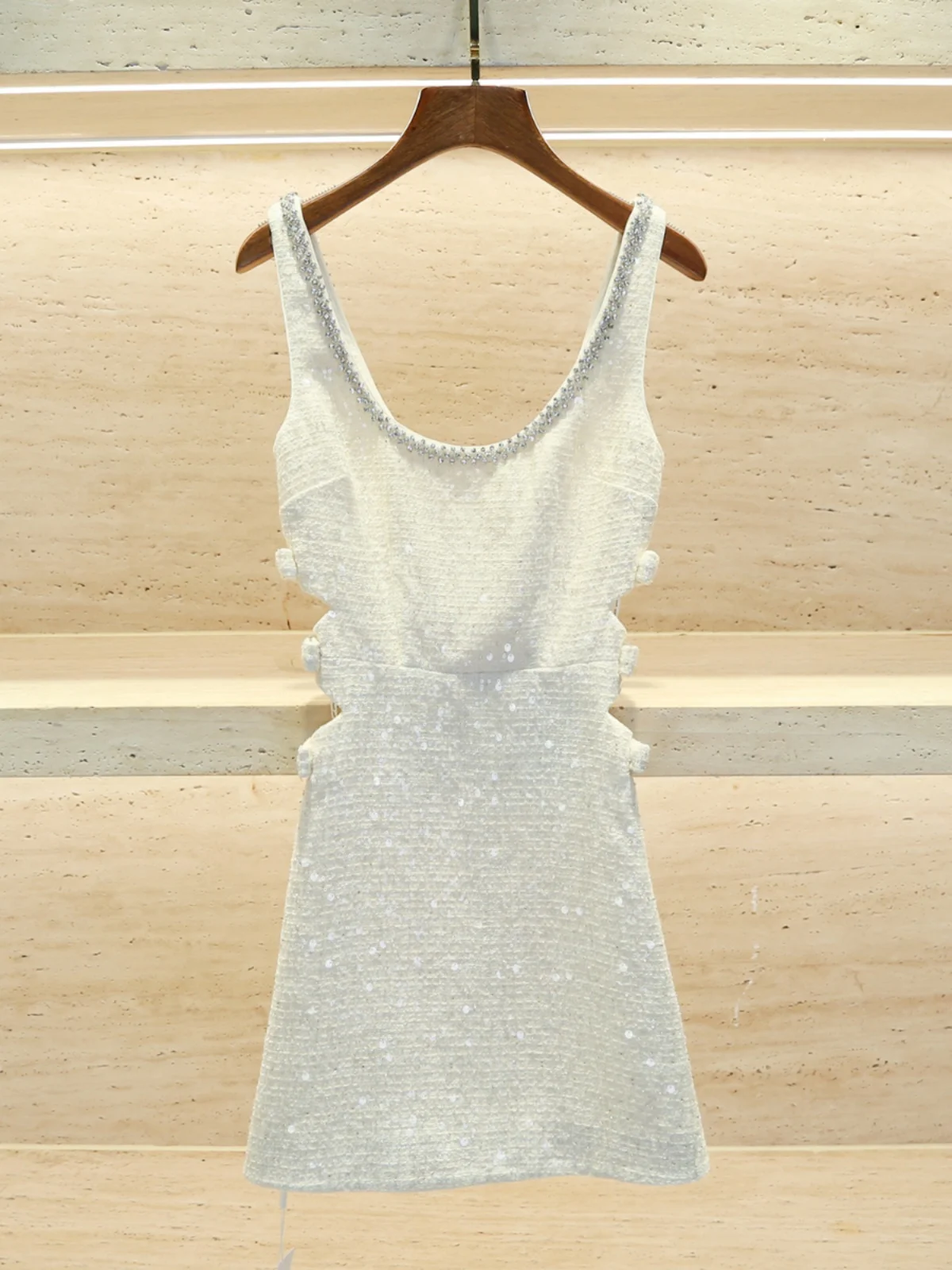 SP Home Spring 2024 Women's High Waist A-Line Dress Sparkling Beaded Beltless Halter Neck Gown for Commuting And Autumn ...
SP Home Spring 2024 Women's High Waist A-Line Dress Sparkling Beaded Beltless Halter Neck Gown for Commuting And Autumn ...