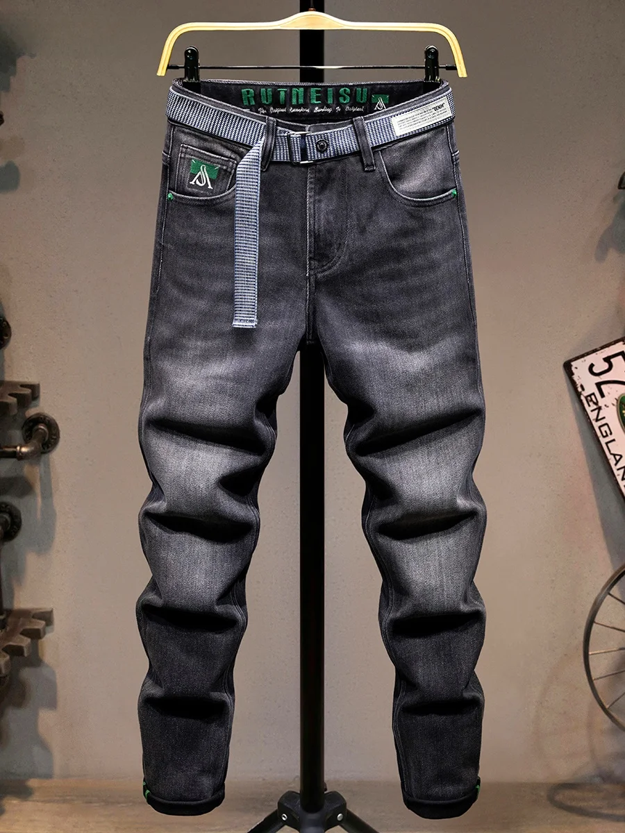 Высококачественные эластичные мужские джинсы: осенне-зимняя коллекция, модный бренд, вышивка, приталенный крой, прямые длинные брюки из хлопкового эластичного денима, молодежный тренд
Высококачественные эластичные мужские джинсы: осенне-зимняя коллекция, модный бренд, вышивка, приталенный крой, прямые длинные брюки из хлопкового эластичного денима, молодежный тренд