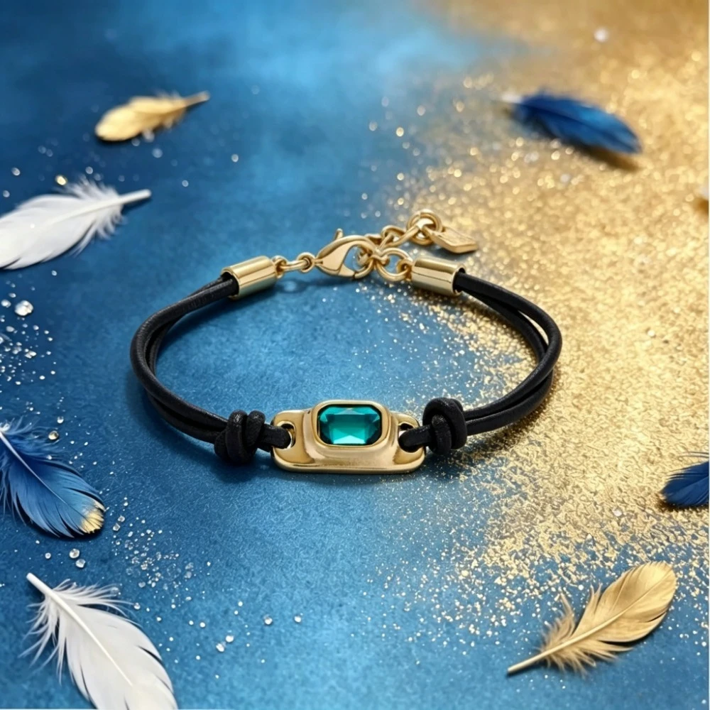 2026 New Spain S925 Silver Fashion Leather Rope Crystal Bracelet European and American Style Boutique Jewelry
2026 New Spain S925 Silver Fashion Leather Rope Crystal Bracelet European and American Style Boutique Jewelry