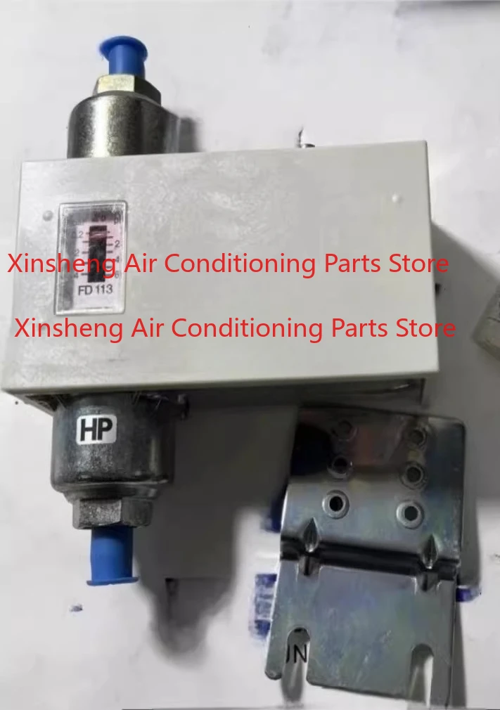 For Pressure Switch FD113 Oil Differential Pressure Controller PCN 0710173
For Pressure Switch FD113 Oil Differential Pressure Controller PCN 0710173