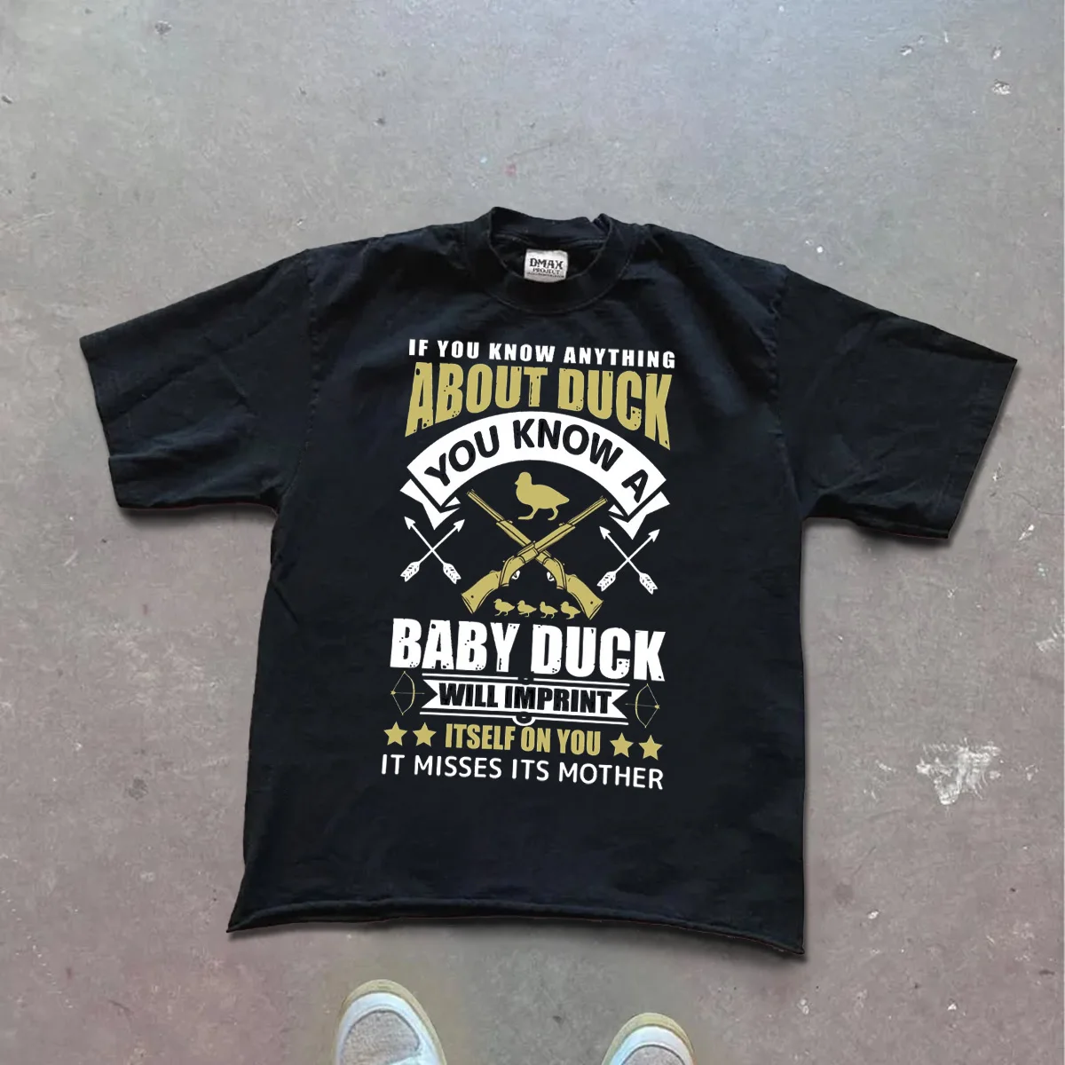 T-shirt printed t-shirt vintage retro graphic tees 
T-shirt printed t-shirt vintage retro graphic tees