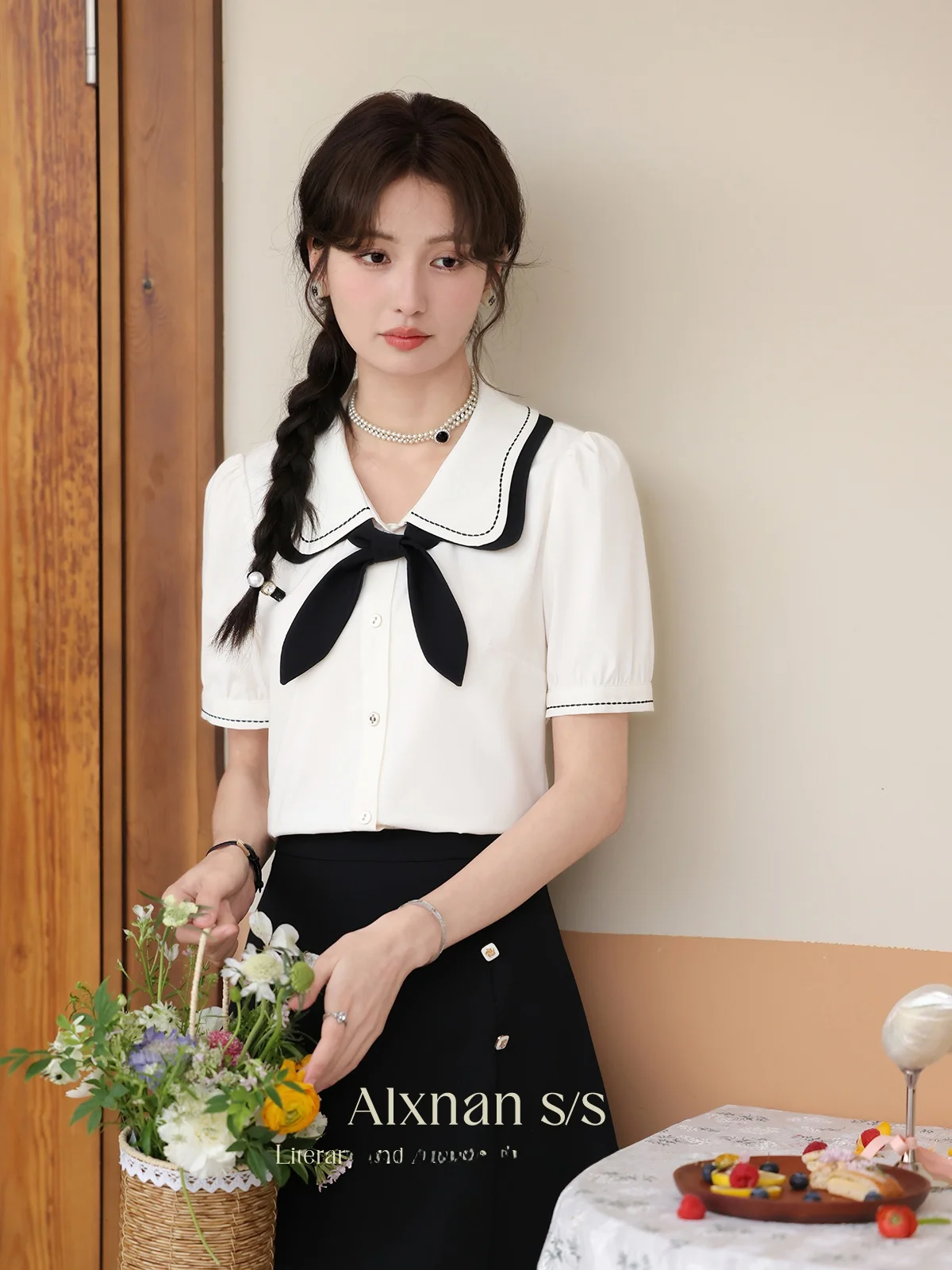 Женская блузка Ele ort Sve с модным воротником и принтом «Южный олень», весна 2026, новинка, очаровательный топ
Женская блузка Ele ort Sve с модным воротником и принтом «Южный олень», весна 2026, новинка, очаровательный топ