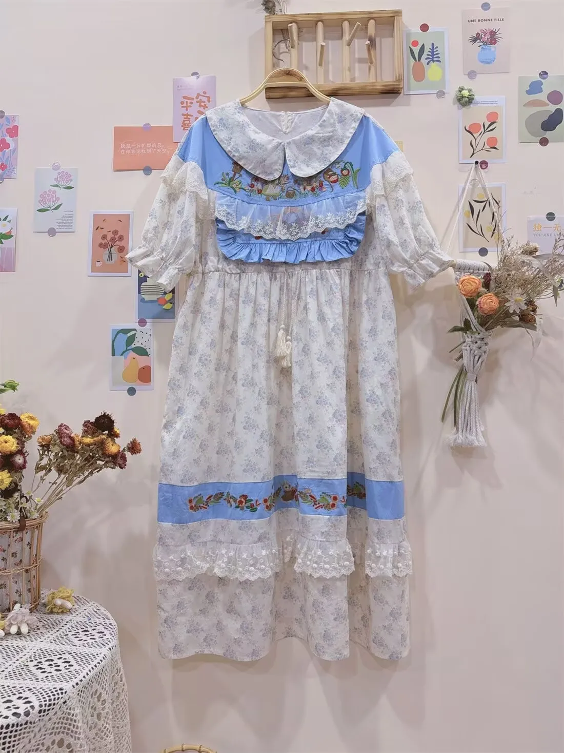 Women's Vintage Embroidery Cotton Flower Dress Japanese Mori Girl Peter Pan Collar Kawaii Dress Lace Ruffled Loose Vestido
Women's Vintage Embroidery Cotton Flower Dress Japanese Mori Girl Peter Pan Collar Kawaii Dress Lace Ruffled Loose Vestido