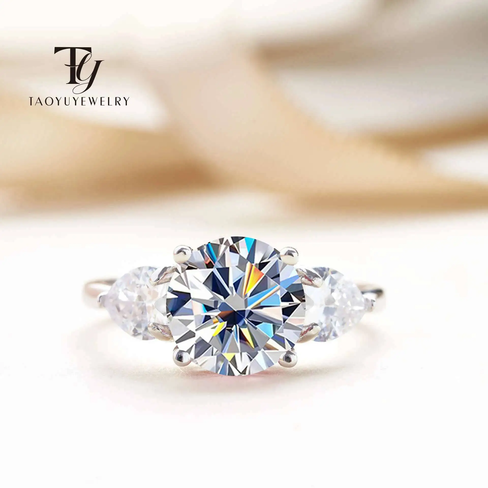 Luxury 9mm 3ct D Color Moissanite Rings Classic 4 Prong S925 Sterling Silver Fine Jewelry Dating Gift For Women Wedding Bands
Luxury 9mm 3ct D Color Moissanite Rings Classic 4 Prong S925 Sterling Silver Fine Jewelry Dating Gift For Women Wedding Bands