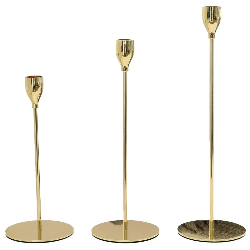 European Style Metal Candle Holders Simple Wedding Decoration Bar Party Living Room Decor Home Table Candlestick
European Style Metal Candle Holders Simple Wedding Decoration Bar Party Living Room Decor Home Table Candlestick