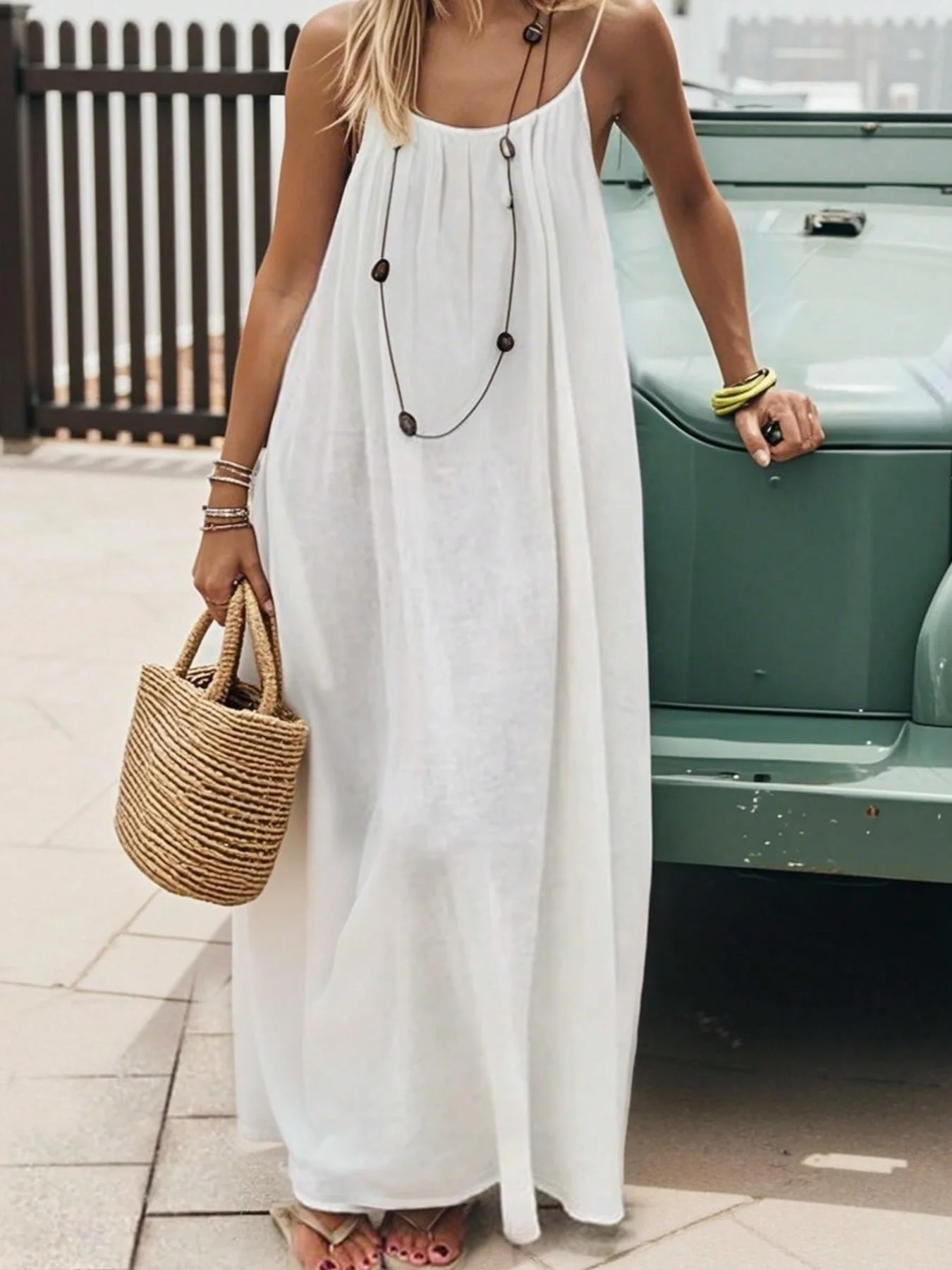 Summer Fashion New Arrival Resort Style Beach Simple Solid Color Deep Back Strap Loose Maxi Dress
Summer Fashion New Arrival Resort Style Beach Simple Solid Color Deep Back Strap Loose Maxi Dress