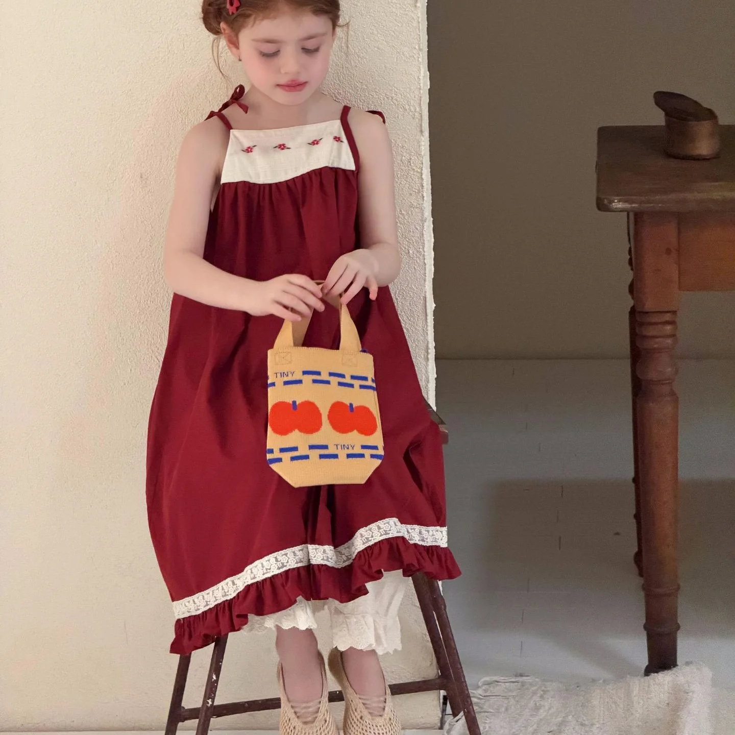 Girls Dress Korean Children Clothing 2026 Summer New Girls Dress Red Patchwork Sleeveless Suspender Long Dress
Girls Dress Korean Children Clothing 2026 Summer New Girls Dress Red Patchwork Sleeveless Suspender Long Dress