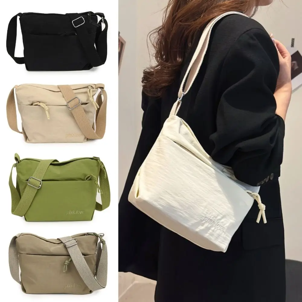 Casual Lightweight Shoulder Bag Large Capacity Korean Style Nylon Crossbody Bag Solid Color Storage Bag Underarm Tote Bag Girls
Casual Lightweight Shoulder Bag Large Capacity Korean Style Nylon Crossbody Bag Solid Color Storage Bag Underarm Tote Bag Girls