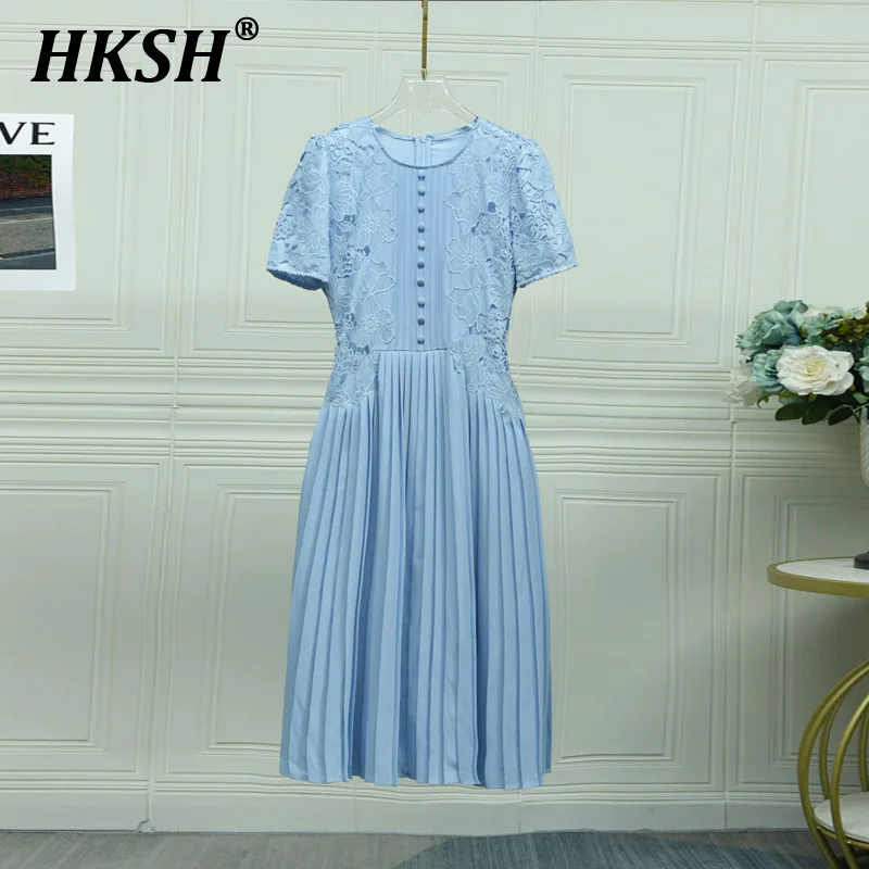 HKSH Temperament Spring Summer New Women's Round Neck Short Sleeve Skirts Heavy Embroidery Hollow Out Waist Pleated Dress HK4646
HKSH Temperament Spring Summer New Women's Round Neck Short Sleeve Skirts Heavy Embroidery Hollow Out Waist Pleated Dress HK4646