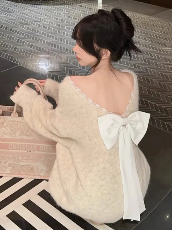 Ladies' Lazy Style Knitted Sweater with Knot Backless Autumn Winter Outerwear Standard Fit Long Sleeve mid Waist
Ladies' Lazy Style Knitted Sweater with Knot Backless Autumn Winter Outerwear Standard Fit Long Sleeve mid Waist