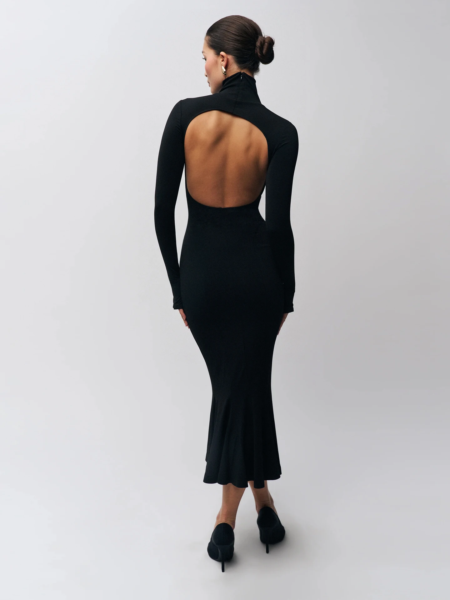 Black High Collar Slim Fit Long Sleeve Fish Tail Dress Sexy Backless Evening Gown Autumn Winter Fashion Elegant Women's Dress
Black High Collar Slim Fit Long Sleeve Fish Tail Dress Sexy Backless Evening Gown Autumn Winter Fashion Elegant Women's Dress