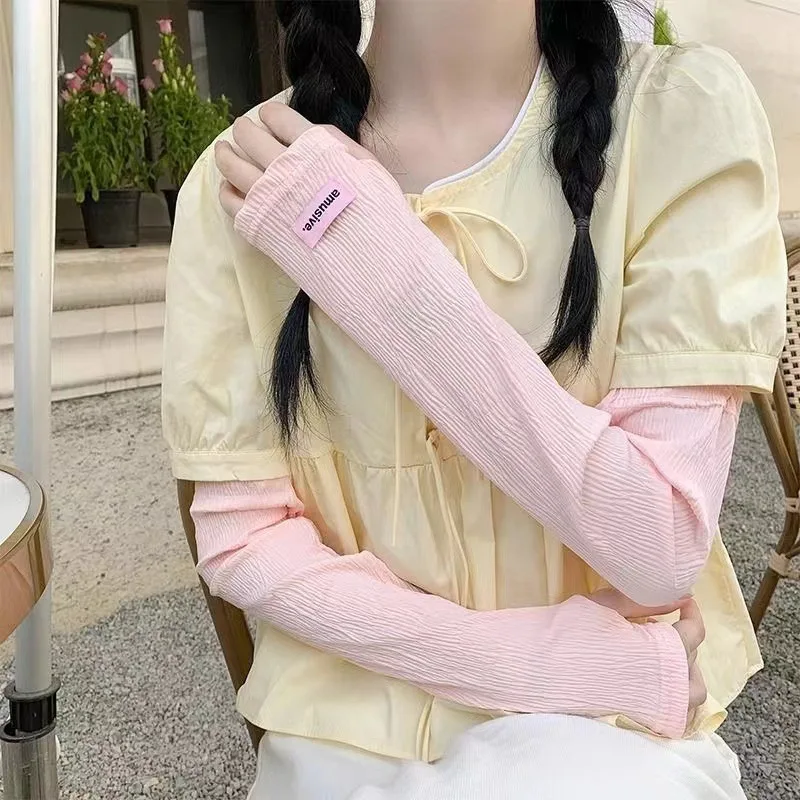 Trendy Wrinkle Ice Silk Arm Sleeves Women Oversized Loose Plus Size UV Protection Cooling Sleeves Sweat Wicking Soft Hand
Trendy Wrinkle Ice Silk Arm Sleeves Women Oversized Loose Plus Size UV Protection Cooling Sleeves Sweat Wicking Soft Hand