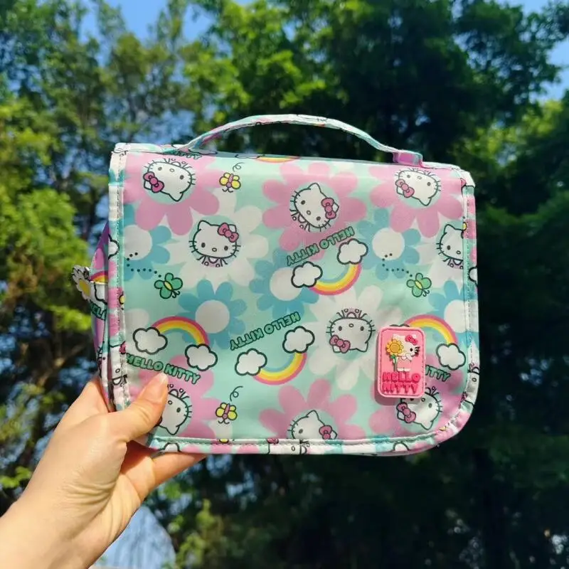 Многофункциональная косметичка с принтом Hello Kitty, складная подвесная сумка для туалетных принадлежностей, дорожная деловая сумка для хранения
Многофункциональная косметичка с принтом Hello Kitty, складная подвесная сумка для туалетных принадлежностей, дорожная деловая сумка для хранения