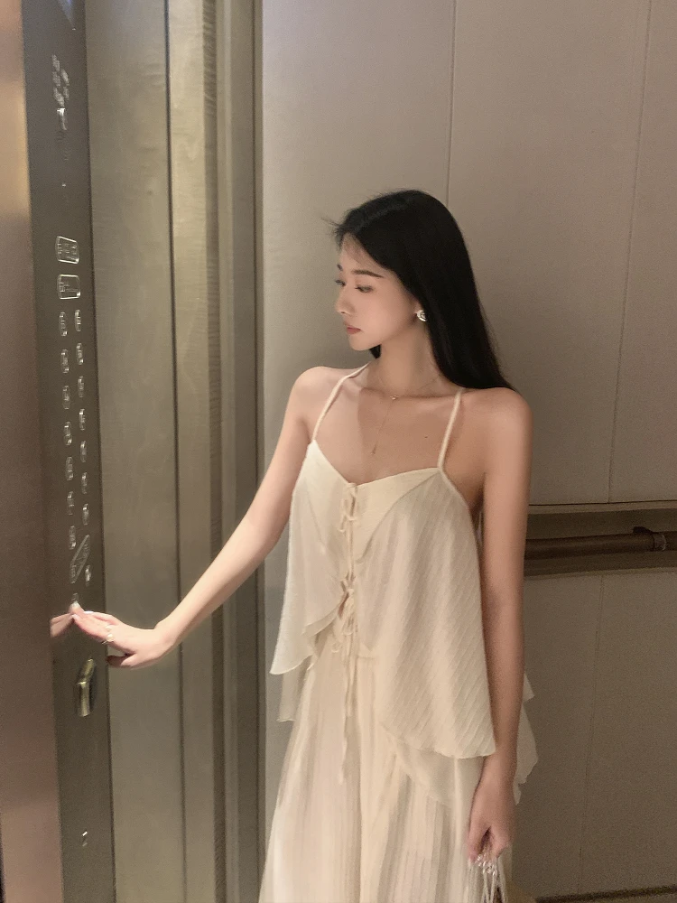 Комплект Tongse Cloud Frost, текстурированный человеческий хлопковый ремешок, топ на бретелях, широкие брюки с высокой талией, повседневный летний комплект
Комплект Tongse Cloud Frost, текстурированный человеческий хлопковый ремешок, топ на бретелях, широкие брюки с высокой талией, повседневный летний комплект