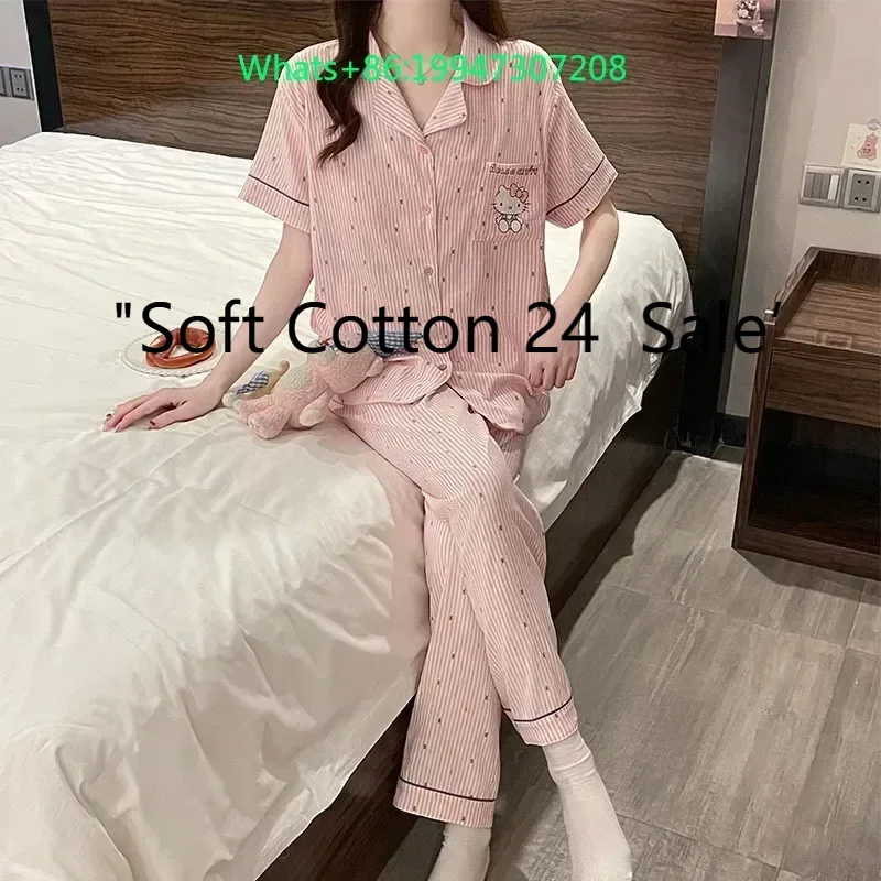Hello Kitty pajamas with chest pads New cotton cartoon Sanrio three-piece set Casual Hello Kitty women's pajamas loungewear set
Hello Kitty pajamas with chest pads New cotton cartoon Sanrio three-piece set Casual Hello Kitty women's pajamas loungewear set