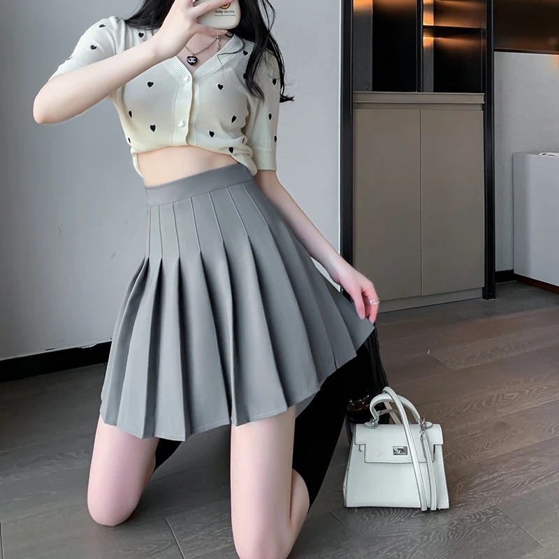 Японская плиссированная короткая юбка в консервативном стиле Harajuku Y2k, женская одежда, весна-лето, с высокой талией Jk, винтажные мини-юбки трапециевидной формы
Японская плиссированная короткая юбка в консервативном стиле Harajuku Y2k, женская одежда, весна-лето, с высокой талией Jk, винтажные мини-юбки трапециевидной формы