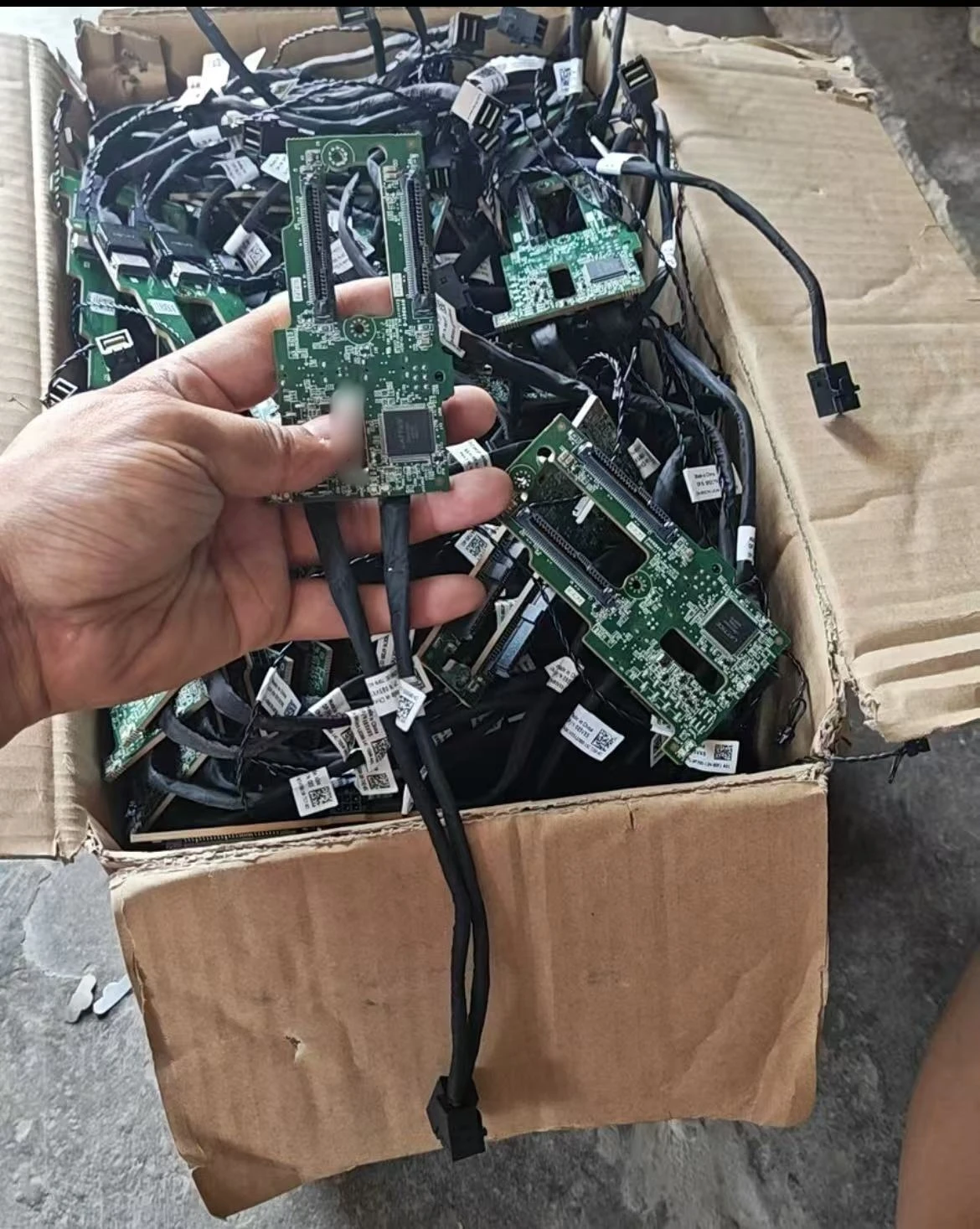 0NKN20 NKN20 FOR DELL T5820 T7820 Workstation U.2 NVME Solid State Front Drive Backplane
0NKN20 NKN20 FOR DELL T5820 T7820 Workstation U.2 NVME Solid State Front Drive Backplane