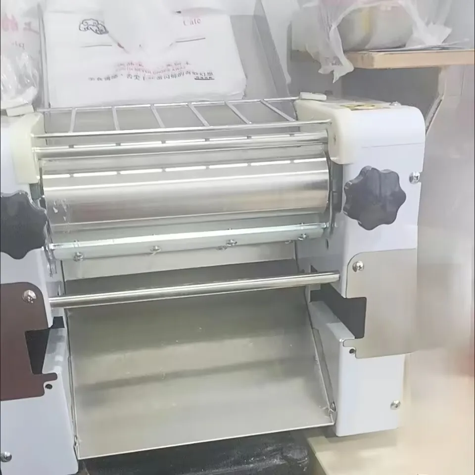Commercial Dough Press Machine 300 Model Stainless Steel Roller Noodle Desktop
Commercial Dough Press Machine 300 Model Stainless Steel Roller Noodle Desktop