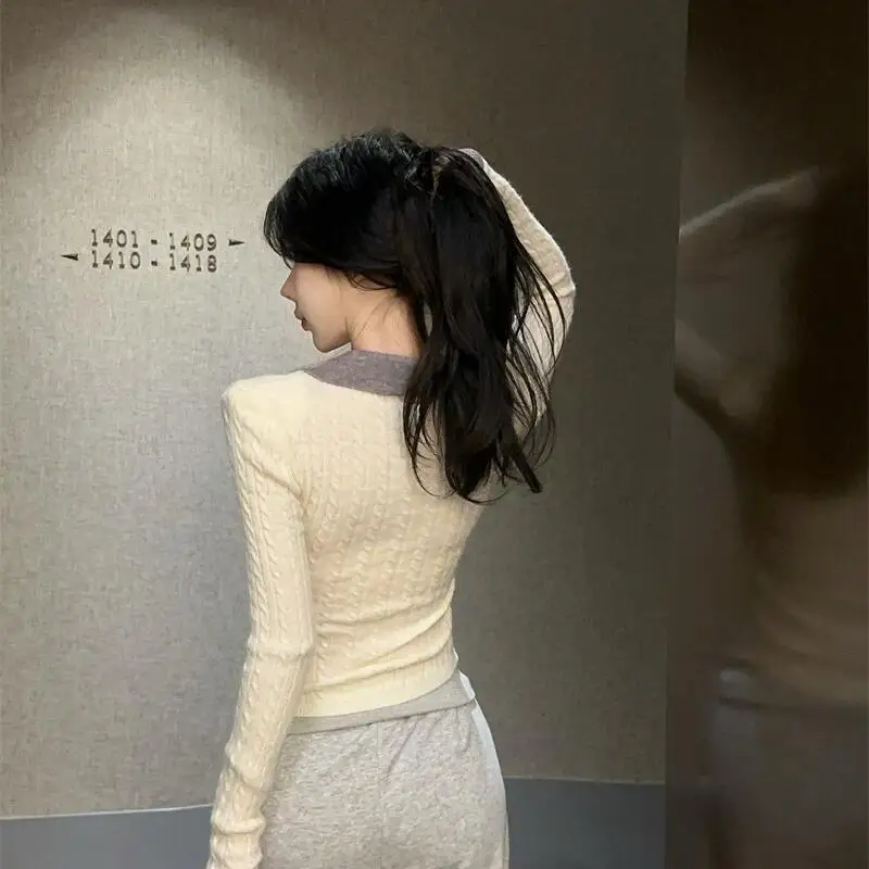 Women's Clothing Sweater False Two-Piece Knitwear Autumn and Winter V Collar Tops Base Layer Innerwear Fashion Sexy Versatile
Women's Clothing Sweater False Two-Piece Knitwear Autumn and Winter V Collar Tops Base Layer Innerwear Fashion Sexy Versatile