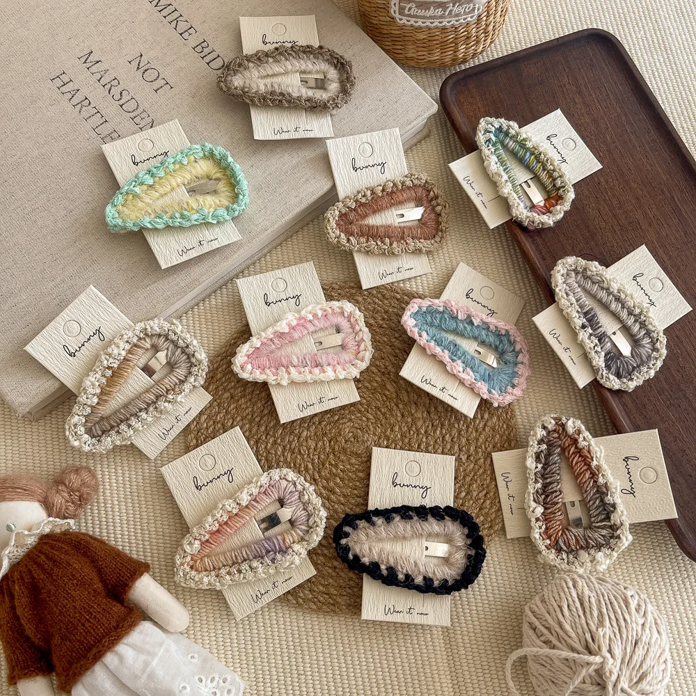 1 шт., одинаковый по цвету треугольный зажим BB, заколка для волос ручной работы для девочек, заколка для волос, осенне-зимняя шерстяная челка, боковой зажим, аксессуары для волос
1 шт., одинаковый по цвету треугольный зажим BB, заколка для волос ручной работы для девочек, заколка для волос, осенне-зимняя шерстяная челка, боковой зажим, аксессуары для волос