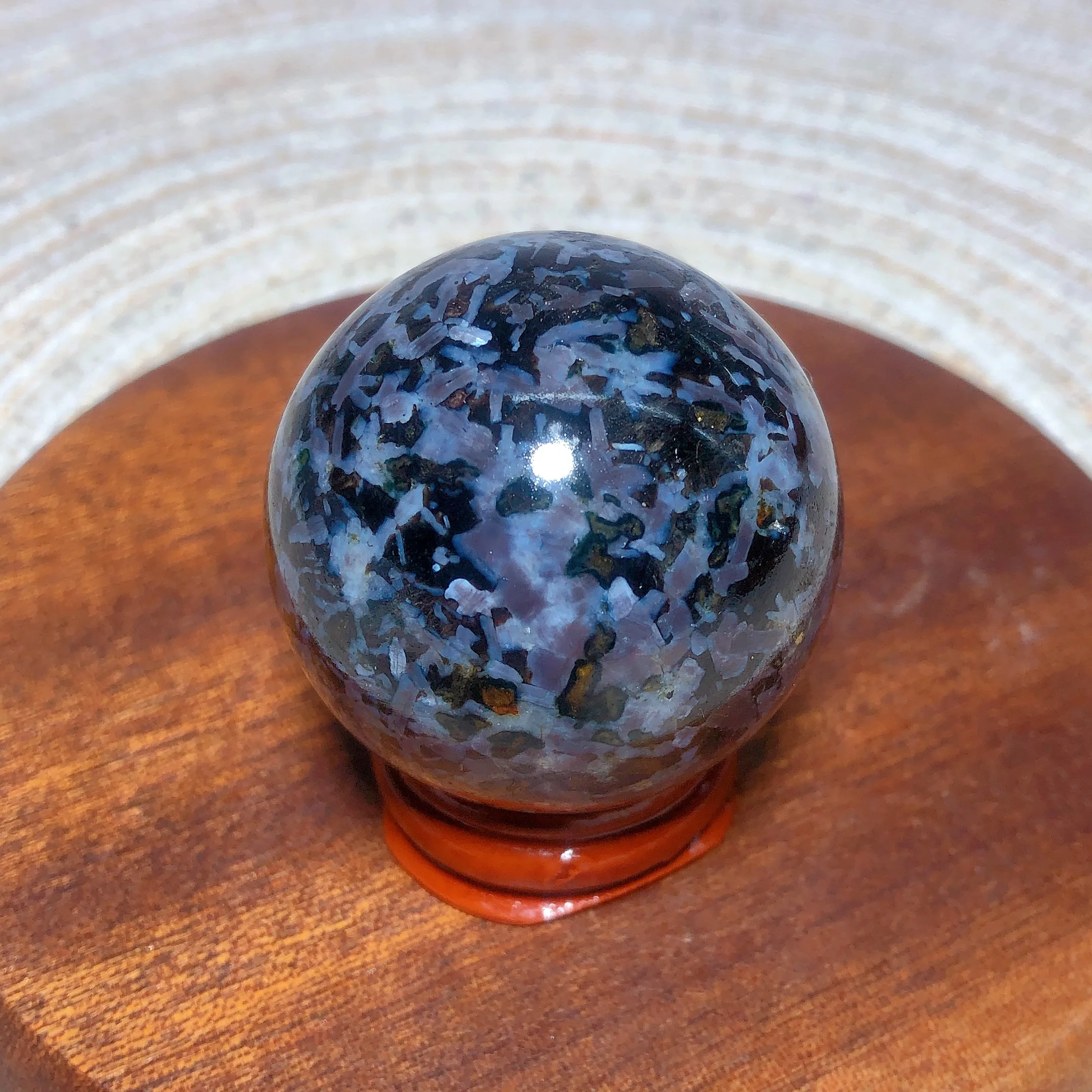 Natural Crystals Indigo Gabbro Sphere Painting Stone High Quality Ball Energy Ornament Room Decor Gift
Natural Crystals Indigo Gabbro Sphere Painting Stone High Quality Ball Energy Ornament Room Decor Gift
