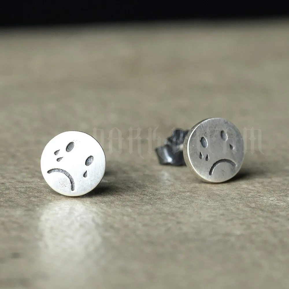 1Pair 2026 Trendy Couple Sterling Silver 925 Crying Face Design Stud Earrings for Men And Women Creative Expression Jewelry
1Pair 2026 Trendy Couple Sterling Silver 925 Crying Face Design Stud Earrings for Men And Women Creative Expression Jewelry