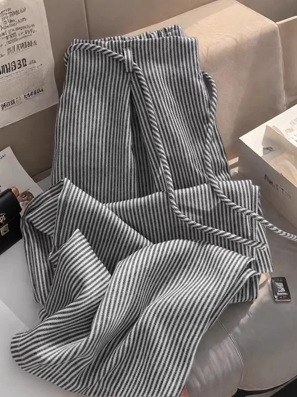 High Waist Wide Leg Pants Women's High Waist Drapey Vertical Stripes Comfortable Fit Casual Trousers Korean Style Commute
High Waist Wide Leg Pants Women's High Waist Drapey Vertical Stripes Comfortable Fit Casual Trousers Korean Style Commute