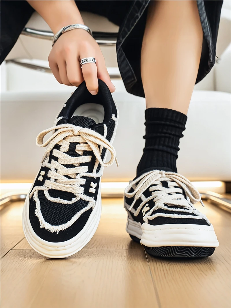 Casual Canvas Men's Shoes Breathable Lightweight Soft Bottom Workwear Summer 2026 New American Trend Versatile Low Top Sneakers
Casual Canvas Men's Shoes Breathable Lightweight Soft Bottom Workwear Summer 2026 New American Trend Versatile Low Top Sneakers