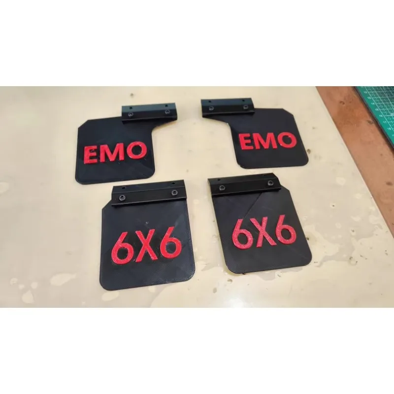 CROSSRC EMO XX XXL 1/6 Scale RC Crawler Fitted with Mudguards TPU Material Upgrade Modification Parts Damage-Free Installation
CROSSRC EMO XX XXL 1/6 Scale RC Crawler Fitted with Mudguards TPU Material Upgrade Modification Parts Damage-Free Installation