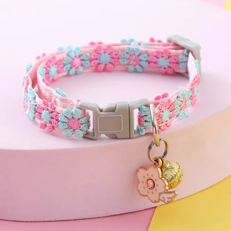 Pet Collar With Bell Cartoon Footprint Colorful Dog Puppy Kitten Collar Adjustable Safety Bell Ring Necklace Pet Accessories
Pet Collar With Bell Cartoon Footprint Colorful Dog Puppy Kitten Collar Adjustable Safety Bell Ring Necklace Pet Accessories
