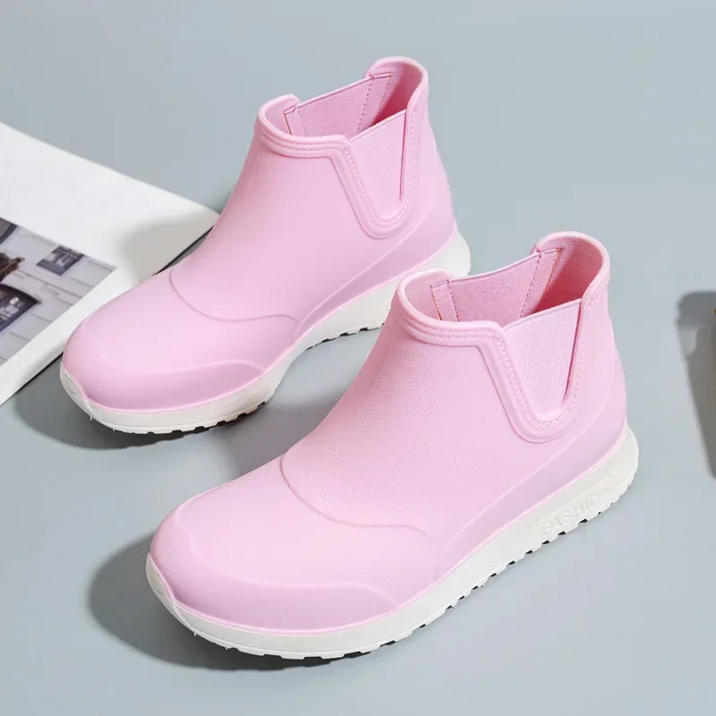 Fashion Rain Shoes for Women Rubber Shoe Platform Ankle Boots 2022 Autumn Winter Slip on Ladies Booties Work Shoes Botines Mujer
Fashion Rain Shoes for Women Rubber Shoe Platform Ankle Boots 2022 Autumn Winter Slip on Ladies Booties Work Shoes Botines Mujer