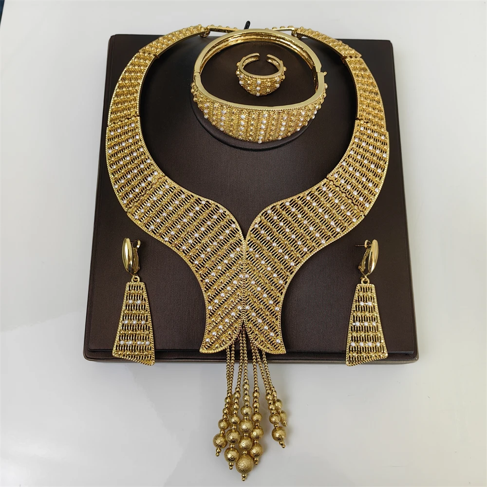 African Nigeria Big Jewelry Set Design Hollow Out Large Necklace Earring Set For Women Summer Seaside Beach Party Jewelry
African Nigeria Big Jewelry Set Design Hollow Out Large Necklace Earring Set For Women Summer Seaside Beach Party Jewelry
