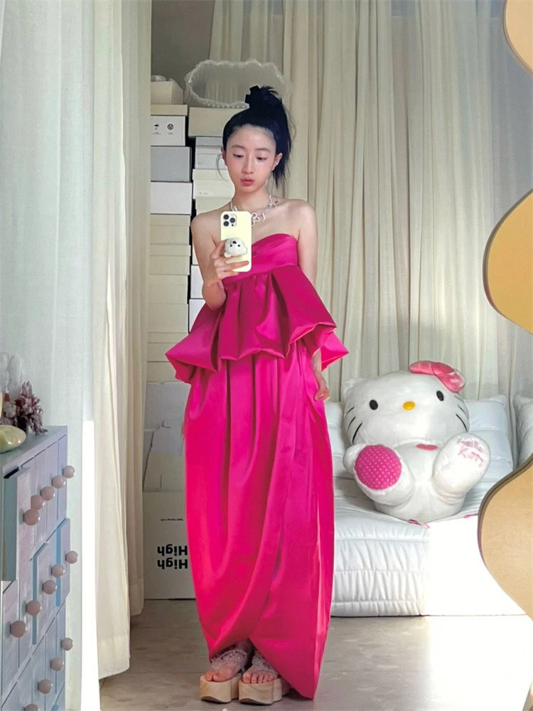 Bridesmaid Morning Robe Wedding Dr in Satin Floral Print Gown with Bowed Detail High Waist Long Svel Faionable Gown
Bridesmaid Morning Robe Wedding Dr in Satin Floral Print Gown with Bowed Detail High Waist Long Svel Faionable Gown