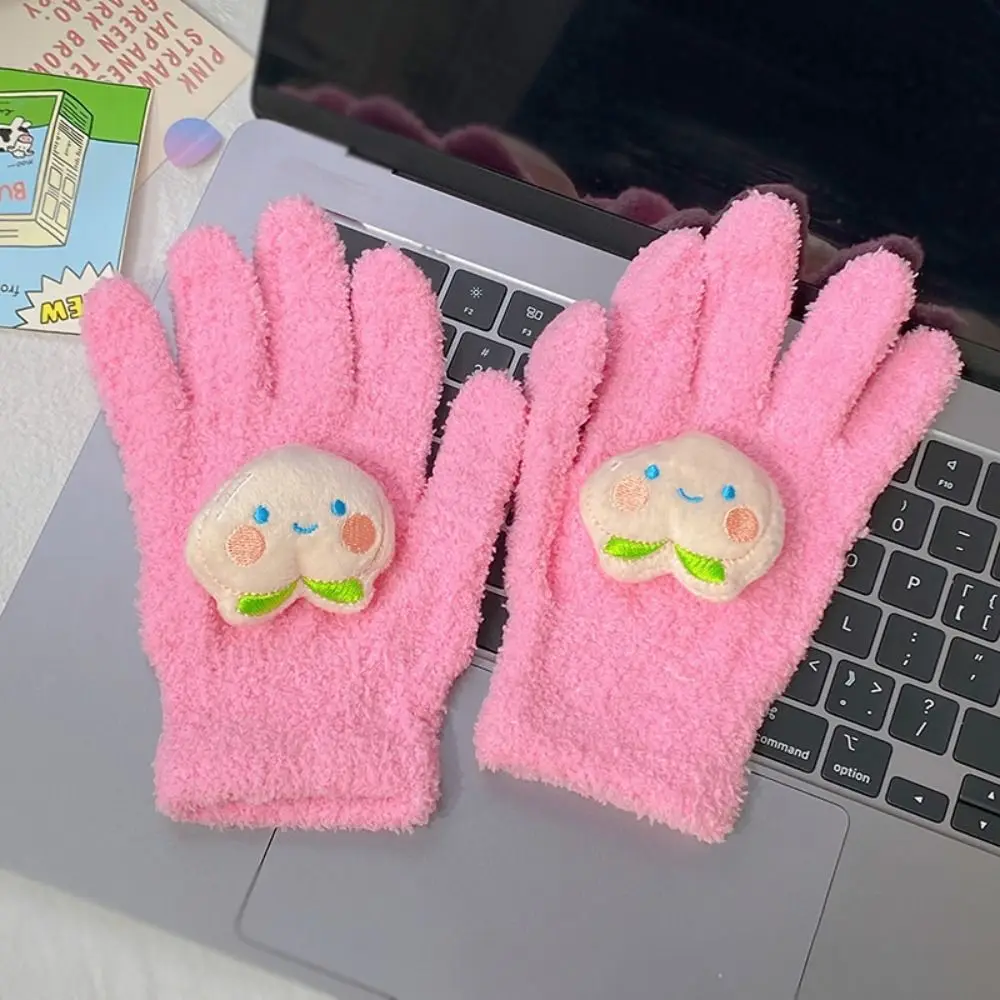 Новые мультяшные персиковые коралловые бархатные перчатки коралловый бархат сохраняющие тепло ветрозащитные перчатки зимние студенческие перчатки
Новые мультяшные персиковые коралловые бархатные перчатки коралловый бархат сохраняющие тепло ветрозащитные перчатки зимние студенческие перчатки