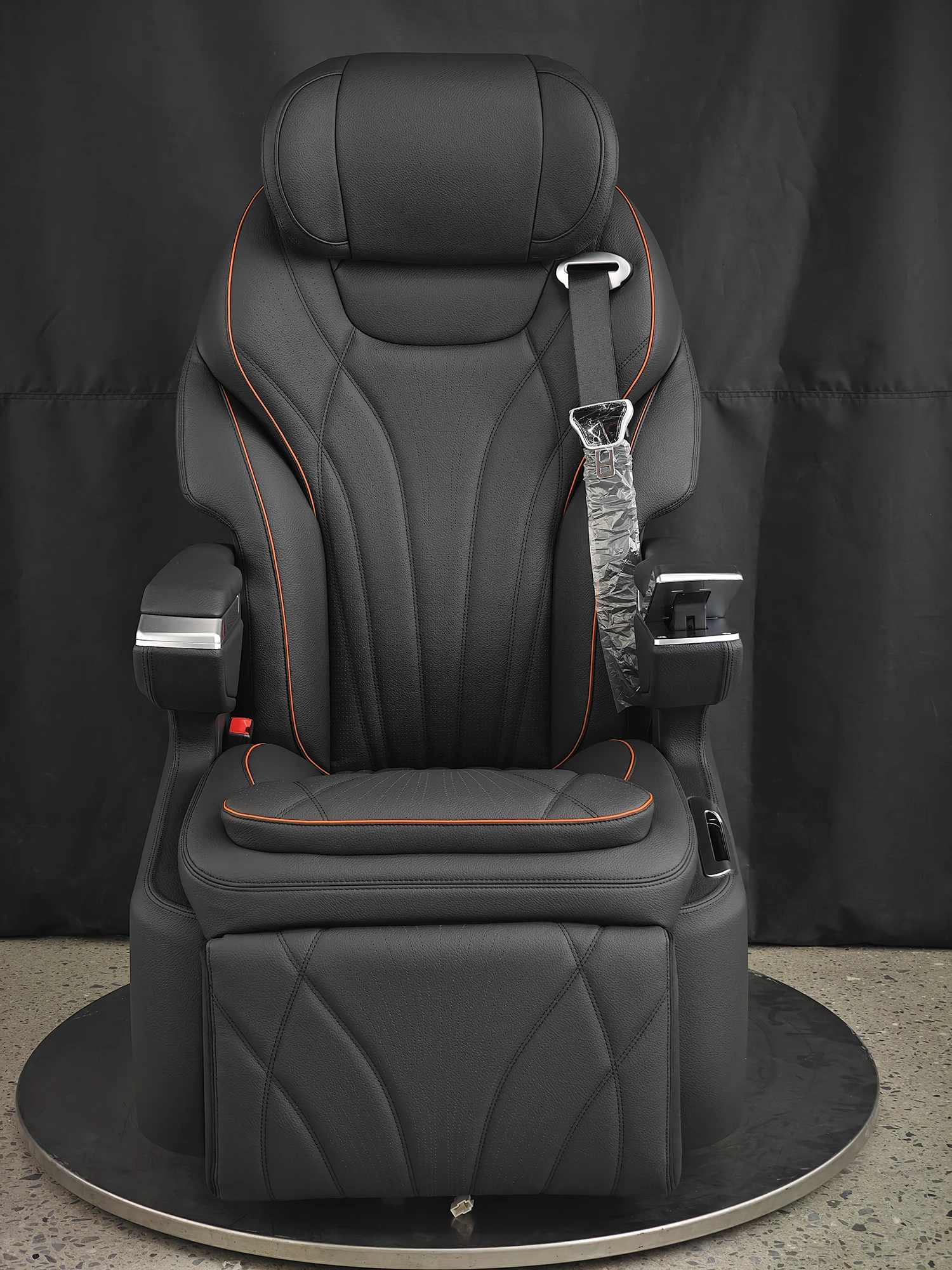 ATV&UTVFactory Hot Sale Matched Auto Conversion Electric Car Chair Luxury Vip Seats MPV Seat for Ford Tourneo IVECO
ATV&UTVFactory Hot Sale Matched Auto Conversion Electric Car Chair Luxury Vip Seats MPV Seat for Ford Tourneo IVECO