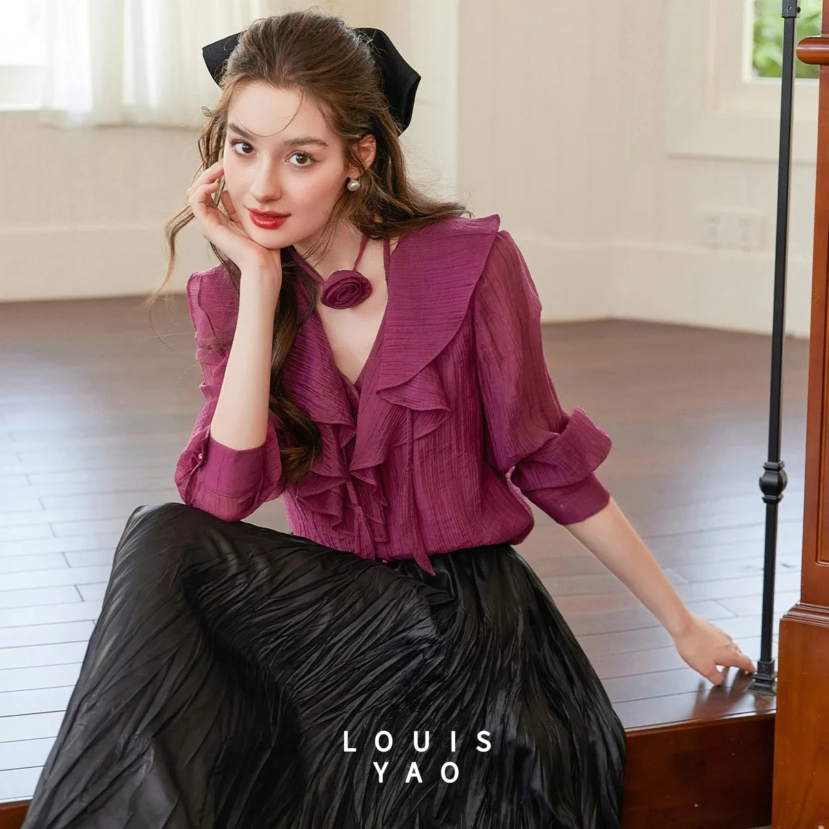 LOUISYAO 2026 Autumn Detachable Flower Decoration Blouse Women Vintage Ruffle Edge Shirt
LOUISYAO 2026 Autumn Detachable Flower Decoration Blouse Women Vintage Ruffle Edge Shirt