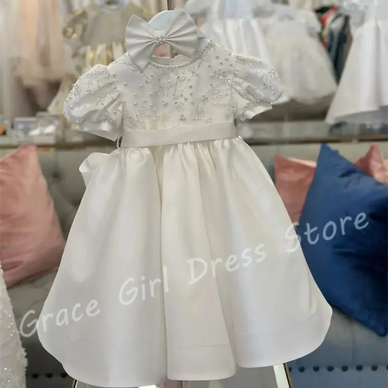 Customized Ivory Flower Girl Dress For Wedding Satin Pearls Beading With Bow Lovely Little Girl Birthday First Communion Gown
Customized Ivory Flower Girl Dress For Wedding Satin Pearls Beading With Bow Lovely Little Girl Birthday First Communion Gown