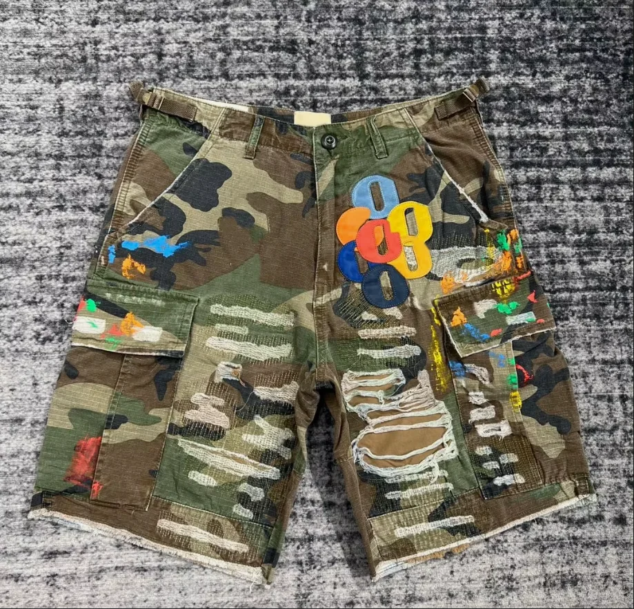 Summer Fashion Camouflage Splicing Leather Letter Washed Retro Knee Jeans Men Women Shorts
Summer Fashion Camouflage Splicing Leather Letter Washed Retro Knee Jeans Men Women Shorts