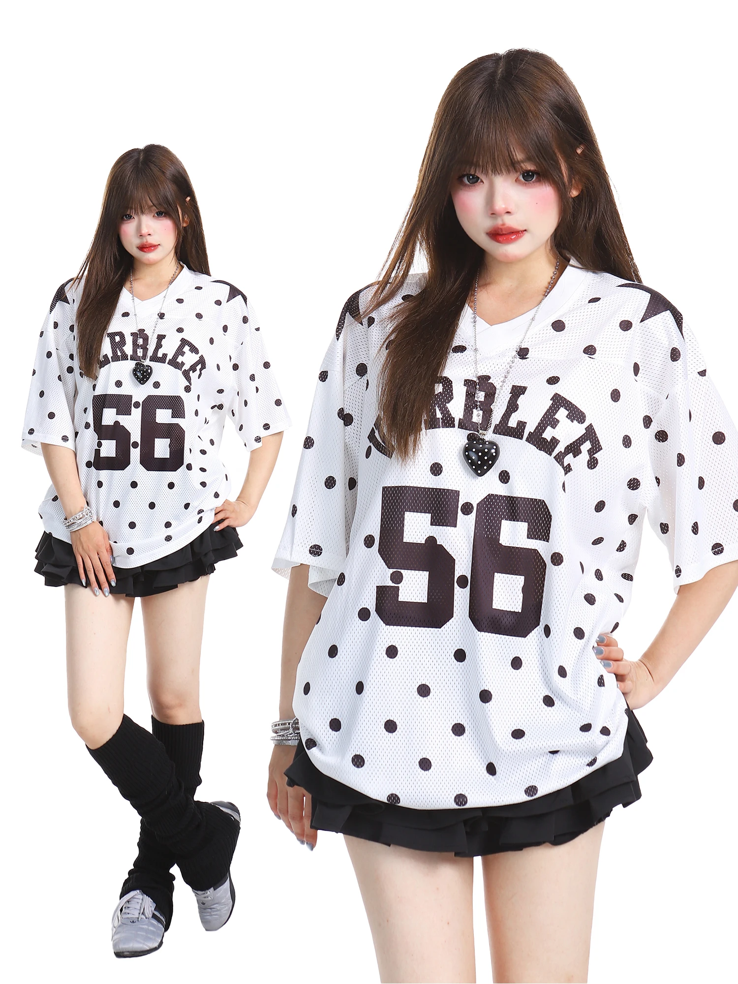 BearGirl Korean Polka Dot Star Graffiti Print V-Neck Short Sleeve T-Shirt Women Summer Loose Slimming Golf Top
BearGirl Korean Polka Dot Star Graffiti Print V-Neck Short Sleeve T-Shirt Women Summer Loose Slimming Golf Top