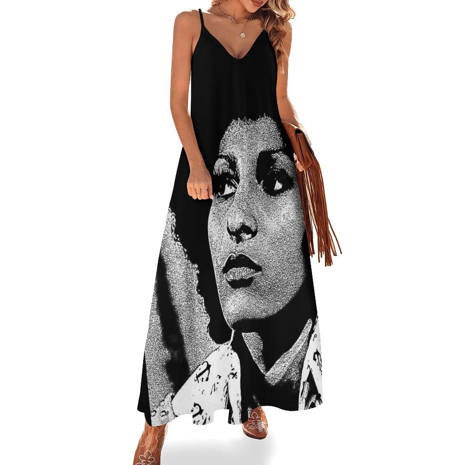 FOXY BROWN AFRO Sleeveless Dress dress Long veiled dresses Dress
FOXY BROWN AFRO Sleeveless Dress dress Long veiled dresses Dress