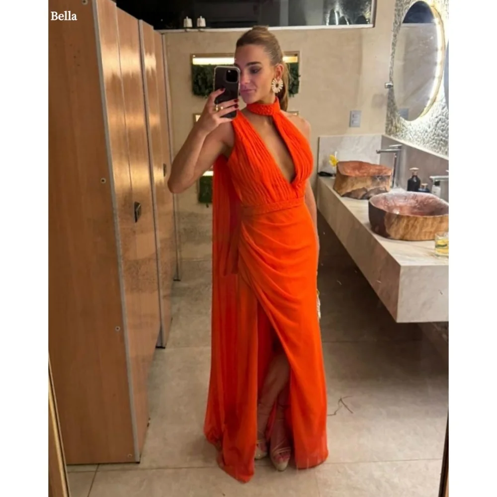 Bella Customized Orange Side Slit A-line Halter Neck robes de soirée V Neck Sleeveless Party Dresses Floor-Length Prom Dress
Bella Customized Orange Side Slit A-line Halter Neck robes de soirée V Neck Sleeveless Party Dresses Floor-Length Prom Dress