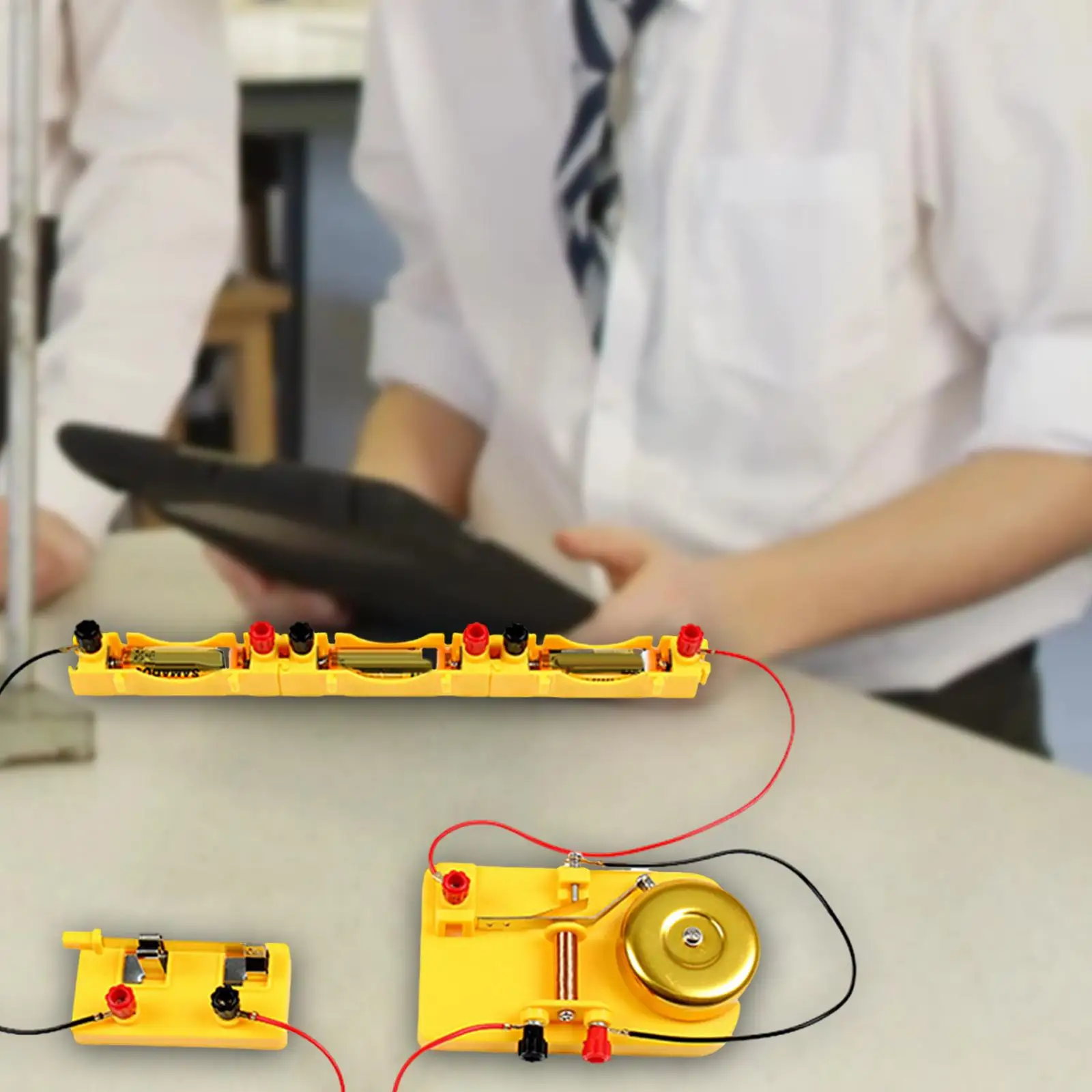 DIY Electric Bell Experiment Physics Science Lab Learning Basic Educational Teaching Equipment Science Experiment for School
DIY Electric Bell Experiment Physics Science Lab Learning Basic Educational Teaching Equipment Science Experiment for School